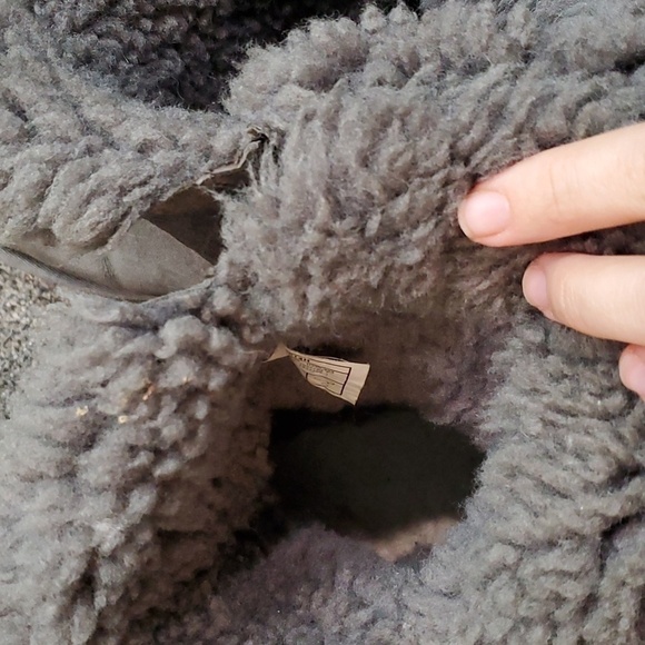 Ugg Australia Women 3349 Ankle Bailey Button Leather Sheepskin Boots shoes 10 - Picture 11 of 15